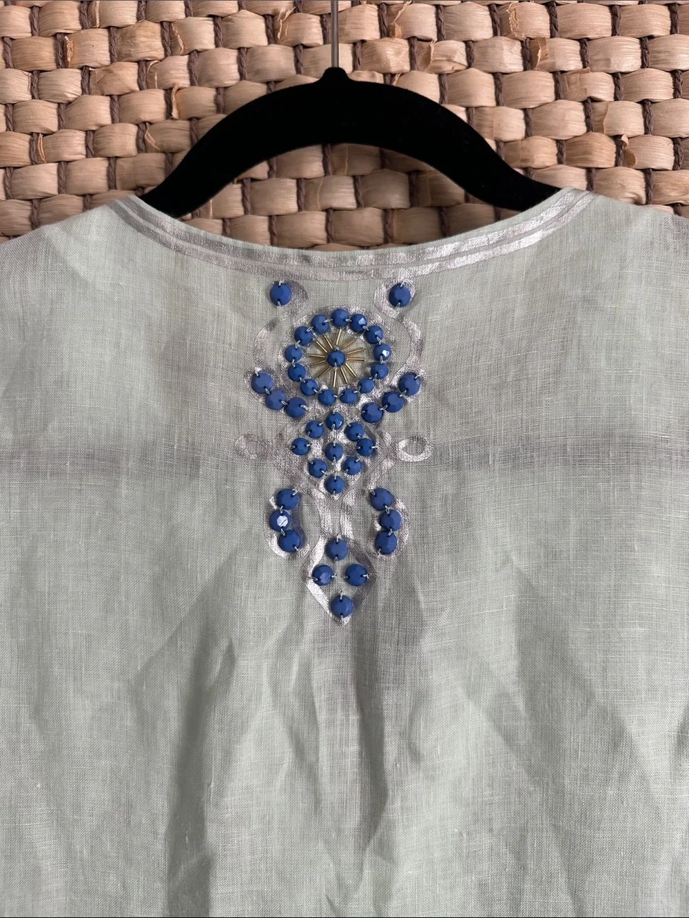 Lilly Pulitzer Amelia Island tunic top is 100% linen! Like new